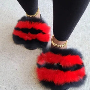 New Arrival Girl Luxury Fluffy Fur Slippers Ladies Indoor Warm Furry Fur Flip Flops Women Amazing Plush Fur Slides Wholesale Hot